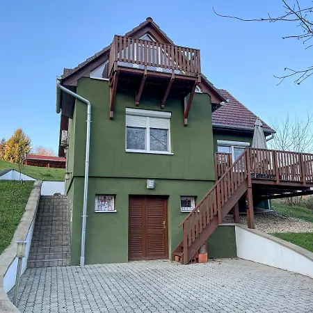 Sunnyside Apartmanhaz Apartman *